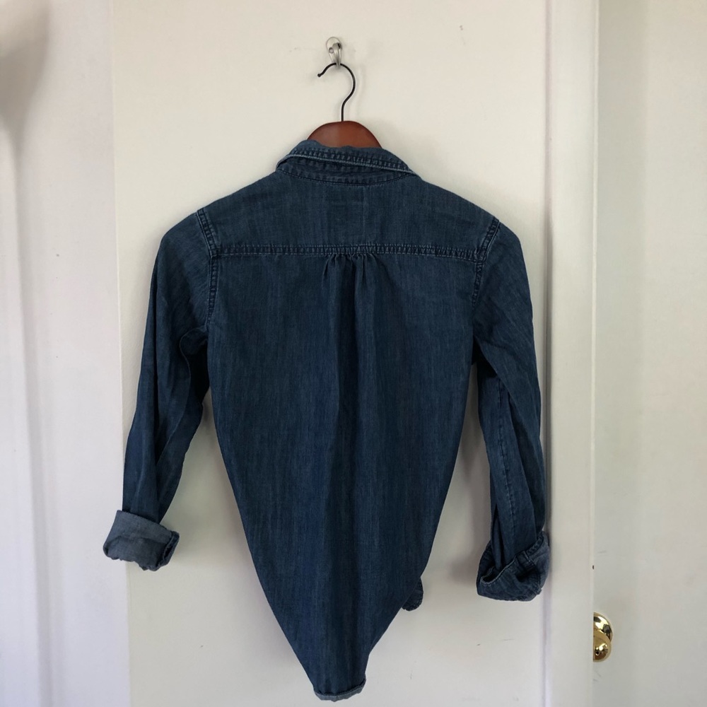 3/$15    Classy 100% cotton chambray shirt Cat & Jack XL - Picture 9 of 12